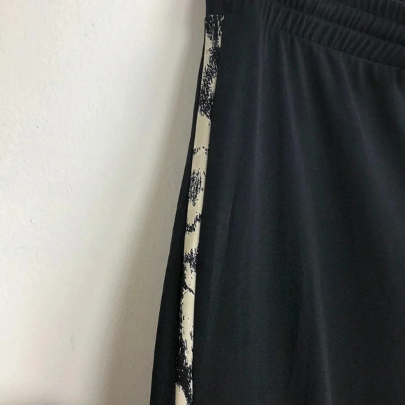 NWT INC International Concepts Animal Print Side Seam Joggers Size M - Picture 9 of 12